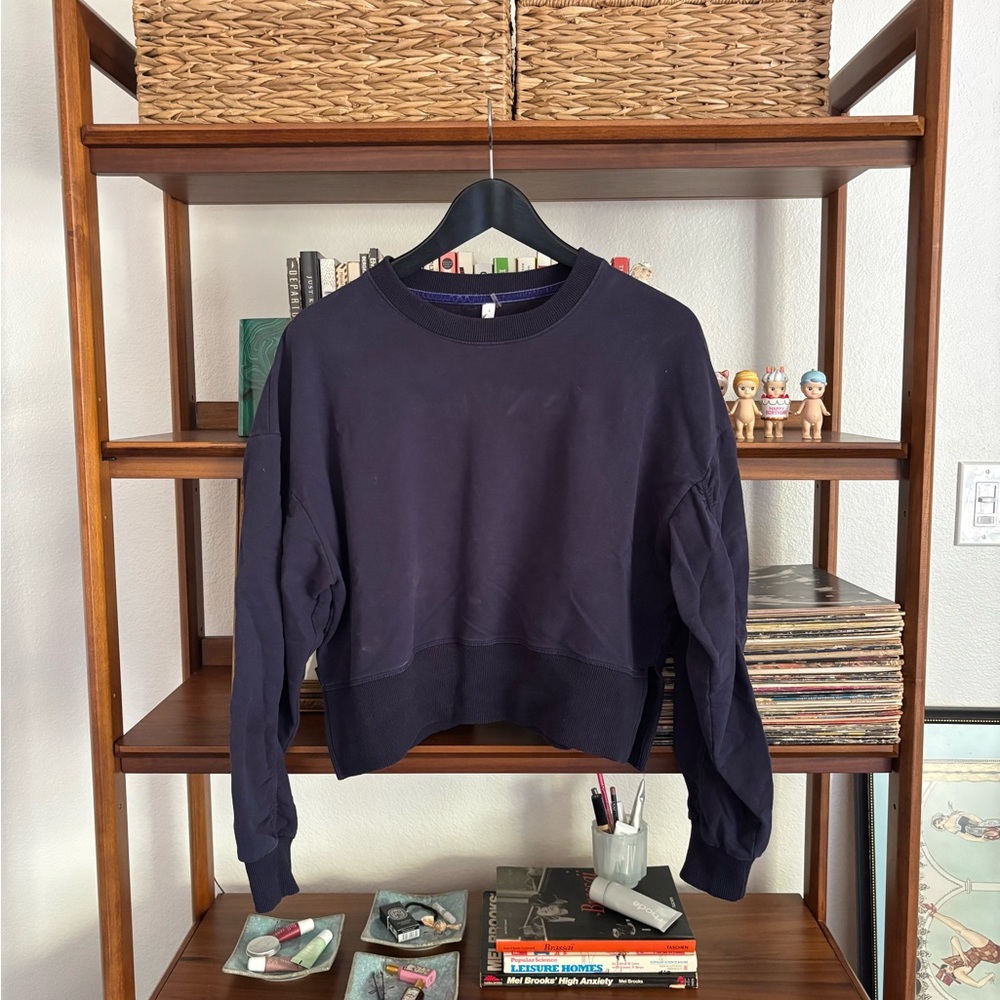 American Eagle Outfitters Navy Crewneck Sweater